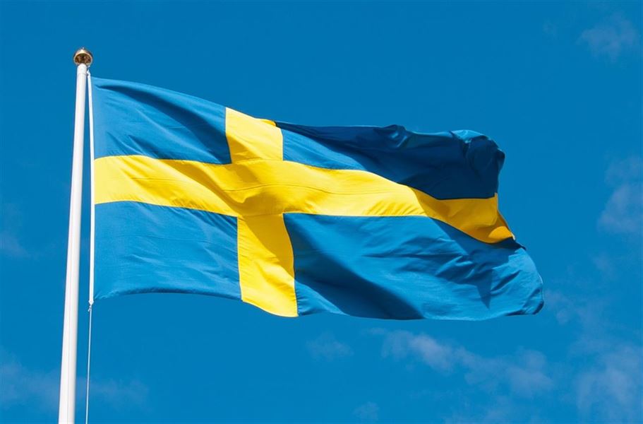 Sätt färg på flaggstången med Langkilde & Søns Svenska flaggvimpel